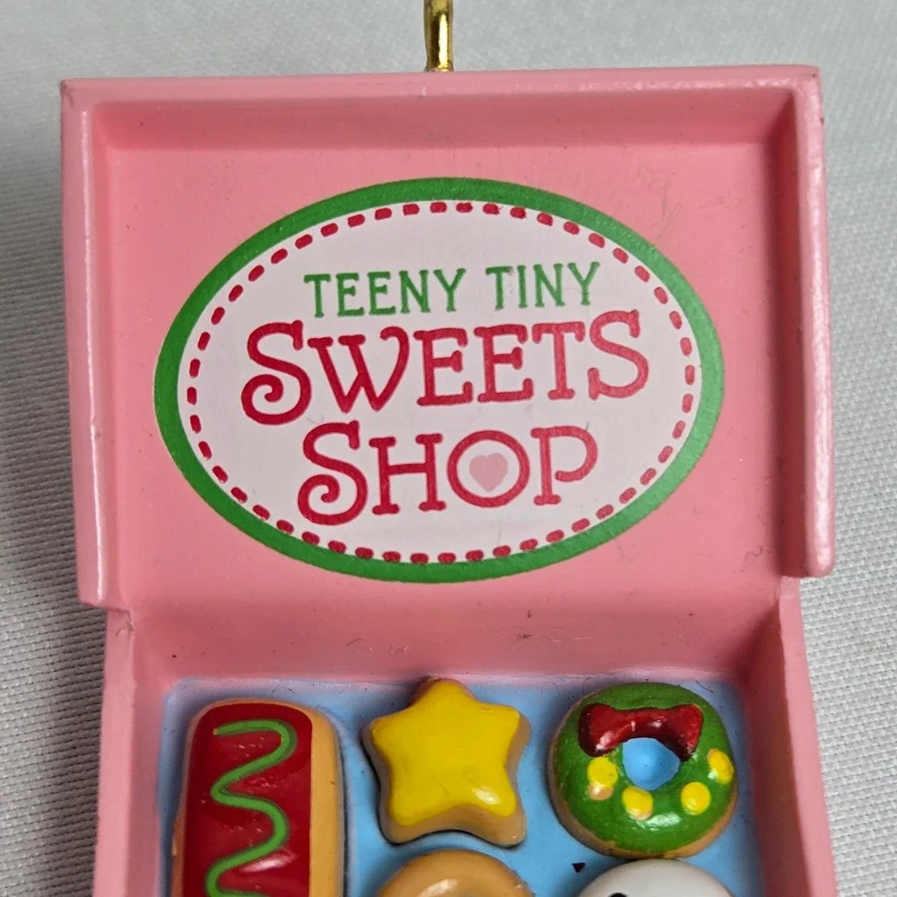 Lot of 2 Hallmark Keepsake Miniature Ornaments Teeny Tiny Sweets Shop‎ 2015 1